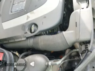 ✅ 2010 Mercedes-Benz E 350 Luxury • VIN: WDDHF5GB8AA190184 • Лот: 43600052. Опубликован ранее на IAAI с пробегом 48 132 миль. Бесплатный доступ к архиву аукционных продаж из США и подробный отчёт об истории автомобиля на DreamBid. Изображение 13.