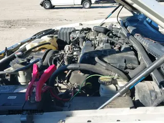 ✅ 2006 Mercury Mountaineer Luxury • VIN: 4M2EU47E06ZJ00536 • Lot: 43331923. Wystawiony na IAAI z przebiegiem 193 637 mil. Bezpłatny archiwum sprzedaży aukcyjnych z USA i szczegółowy raport historii pojazdu na DreamBid. Zdjęcie 19.