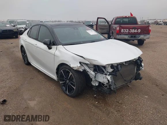✅ 2019 Toyota Camry XSE • VIN: 4T1B61HK2KU200114 • Lot: 41719623. Wystawiony na IAAI z przebiegiem 129 274 mil. Bezpłatny archiwum sprzedaży aukcyjnych z USA i szczegółowy raport historii pojazdu na DreamBid. Zdjęcie 6.