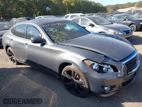✅ 2013 Infiniti M • VIN: JN1BY1AR5DM604438 • Lot: 40570990. Wystawiony na IAAI z przebiegiem Nie podano. Bezpłatny archiwum sprzedaży aukcyjnych z USA i szczegółowy raport historii pojazdu na DreamBid. Zdjęcie 1.
