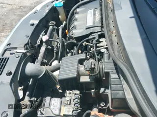 ✅ 2013 Honda Insight • VIN: JHMZE2H38DS004728 • Лот: 42891375. Опубликован ранее на IAAI с пробегом 70 556 миль. Бесплатный доступ к архиву аукционных продаж из США и подробный отчёт об истории автомобиля на DreamBid. Изображение 17.