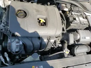 ✅ 2019 Hyundai Elantra SE • VIN: 5NPD74LF5KH436093 • Lot: 68839845. Listed on Copart with 139,125 mi. Free auction sales archive from the USA and detailed vehicle history report at DreamBid. Image 13.