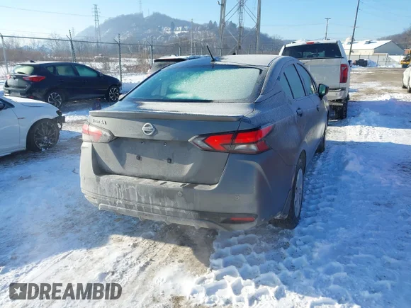 ✅ 2021 Nissan Versa S • VIN: 3N1CN8BV4ML813861 • Lot: 44272337. Wystawiony na IAAI z przebiegiem 60 537 mil. Bezpłatny archiwum sprzedaży aukcyjnych z USA i szczegółowy raport historii pojazdu na DreamBid. Zdjęcie 4.