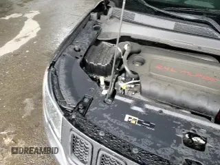 ✅ 2019 Jeep Compass Sport • VIN: 3C4NJCAB5KT646452 • Лот: 85917015. Опубликован ранее на Copart с пробегом 110 215 миль. Бесплатный доступ к архиву аукционных продаж из США и подробный отчёт об истории автомобиля на DreamBid. Изображение 13.