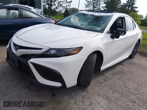 ✅ 2021 Toyota Camry SE Nightshade • VIN: 4T1G11BK1MU030070 • Lot: 45322138. Wystawiony na IAAI z przebiegiem 62 914 mil. Bezpłatny archiwum sprzedaży aukcyjnych z USA i szczegółowy raport historii pojazdu na DreamBid. Zdjęcie 2.