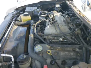 ✅ 2003 Lincoln Aviator Luxury • VIN: 5LMEU68H23ZJ42477 • Lot: 41471906. Wystawiony na IAAI z przebiegiem 203 968 mil. Bezpłatny archiwum sprzedaży aukcyjnych z USA i szczegółowy raport historii pojazdu na DreamBid. Zdjęcie 12.