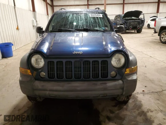 ✅ 2005 Jeep Liberty Sport • VIN: 1J4GL48K75W711132 • Lot: 86245404. Listed on Copart with 101,676 mi. Free auction sales archive from the USA and detailed vehicle history report at DreamBid. Image 5.