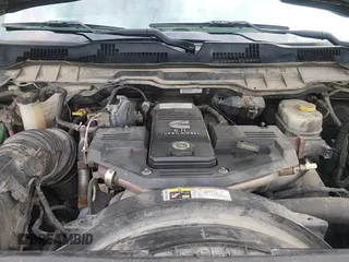 ✅ 2018 Ram 2500 Limited • VIN: 3C6UR5GL9JG174271 • Lot: 69735795. Wystawiony na Copart z przebiegiem 365 240 mil. Bezpłatny archiwum sprzedaży aukcyjnych z USA i szczegółowy raport historii pojazdu na DreamBid. Zdjęcie 11.