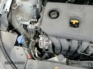 ✅ 2019 Hyundai Elantra SE • VIN: 5NPD74LF8KH466740 • Lot: 84588085. Listed on Copart with 81,555 mi. Free auction sales archive from the USA and detailed vehicle history report at DreamBid. Image 13.