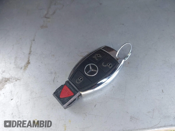 ✅ 2011 Mercedes-Benz E 550 • VIN: WDDKK7CF6BF068594 • Lot: 43948213. Wystawiony na IAAI z przebiegiem 89 709 mil. Bezpłatny archiwum sprzedaży aukcyjnych z USA i szczegółowy raport historii pojazdu na DreamBid. Zdjęcie 11.
