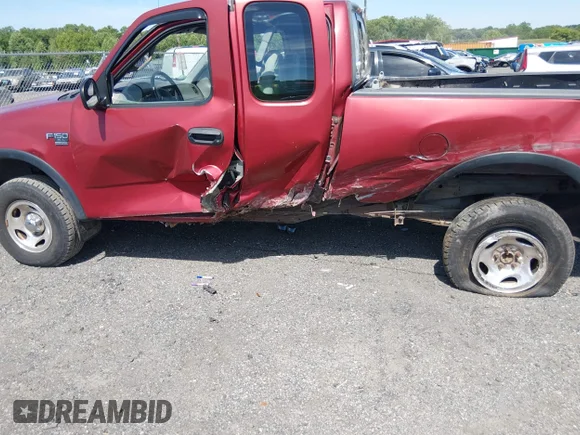 ✅ 2000 Ford F-150 XL • VIN: 1FTRX18W0YNC13370 • Lot: 45298288. Listed on IAAI with 113,625 mi. Free auction sales archive from the USA and detailed vehicle history report at DreamBid. Image 6.