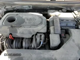 ✅ 2017 Hyundai Sonata Sport • VIN: 5NPE34AF9HH582931 • Lot: 90838595. Wystawiony na Copart z przebiegiem 70 576 mil. Bezpłatny archiwum sprzedaży aukcyjnych z USA i szczegółowy raport historii pojazdu na DreamBid. Zdjęcie 15.