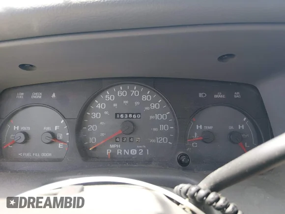 ✅ 2003 Mercury Grand Marquis GS Convenience • VIN: 2MEFM74W63X650414 • Lot: 45580267. Wystawiony na IAAI z przebiegiem 16 380 mil. Bezpłatny archiwum sprzedaży aukcyjnych z USA i szczegółowy raport historii pojazdu na DreamBid. Zdjęcie 7.