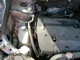 2018 Mitsubishi Outlander ES with VIN JA4AR3AU3JZ026435, listed as a Copart auction lot 84451235 with 117,583 mi miles and Salvage title. Bid and sale history available at DreamBid. Image 14.