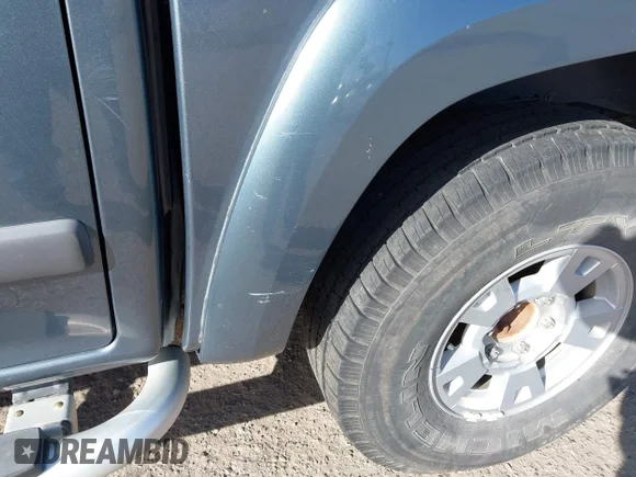 ✅ 2006 GMC Canyon SLE2 • VIN: 1GTDT136968255027 • Lot: 43957113. Wystawiony na IAAI z przebiegiem 136 628 mil. Bezpłatny archiwum sprzedaży aukcyjnych z USA i szczegółowy raport historii pojazdu na DreamBid. Zdjęcie 6.