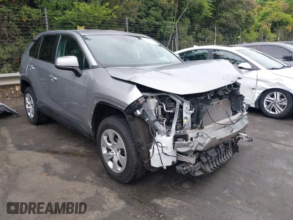 ✅ 2023 Toyota RAV4 LE • VIN: 2T3G1RFV3PC325879 • Lot: 45049594. Wystawiony na IAAI z przebiegiem 20 435 mil. Bezpłatny archiwum sprzedaży aukcyjnych z USA i szczegółowy raport historii pojazdu na DreamBid. Zdjęcie 1.
