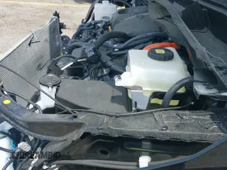 ✅ 2025 Toyota Sienna XLE • VIN: 5TDYSKFC6SS171569 • Лот: 42723977. Опубликован ранее на IAAI с пробегом 4 659 миль. Бесплатный доступ к архиву аукционных продаж из США и подробный отчёт об истории автомобиля на DreamBid. Изображение 19.