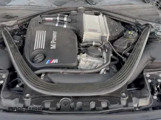 ✅ 2017 BMW M3 • VIN: WBS8M9C59H5G84818 • Лот: 93341625. Опубликован ранее на Copart с пробегом 44 690 миль. Бесплатный доступ к архиву аукционных продаж из США и подробный отчёт об истории автомобиля на DreamBid. Изображение 11.