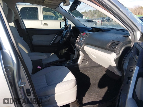 ✅ 2015 Subaru Forester Premium • VIN: JF2SJADC1FH539500 • Lot: 44397759. Wystawiony na IAAI z przebiegiem 126 061 mil. Bezpłatny archiwum sprzedaży aukcyjnych z USA i szczegółowy raport historii pojazdu na DreamBid. Zdjęcie 5.