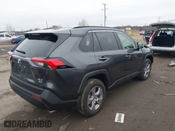 ✅ 2025 Toyota RAV4 XLE • VIN: JTMP1RFV5SJ044866 • Lot: 43975995. Wystawiony na IAAI z przebiegiem 5 068 mil. Bezpłatny archiwum sprzedaży aukcyjnych z USA i szczegółowy raport historii pojazdu na DreamBid. Zdjęcie 4.