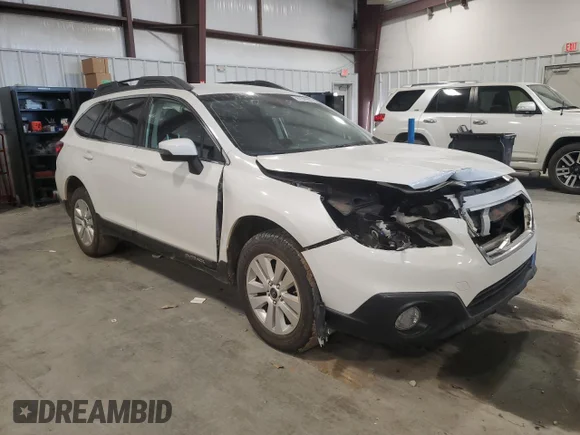 ✅ 2017 Subaru Outback Premium • VIN: 4S4BSAFC5H3376791 • Лот: 67809502. Опубліковано раніше на Copart з пробігом 109 724 миль. Безкоштовний доступ до архіву аукціонних продажів зі США та докладний звіт про історію автомобіля на DreamBid. Зображення 4.