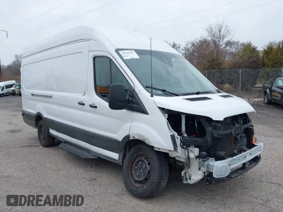 ✅ 2023 Ford E-Transit Cargo • VIN: 1FTBW3XK9PKA35537 • Lot: 43782229. Wystawiony na IAAI z przebiegiem 28 182 mil. Bezpłatny archiwum sprzedaży aukcyjnych z USA i szczegółowy raport historii pojazdu na DreamBid. Zdjęcie 1.
