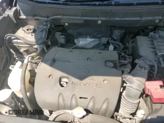 ✅ 2019 Mitsubishi Outlander ES • VIN: JA4AP3AU8KU010185 • Лот: 68111025. Опубликован ранее на Copart с пробегом 99 327 миль. Бесплатный доступ к архиву аукционных продаж из США и подробный отчёт об истории автомобиля на DreamBid. Изображение 14.