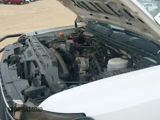 ✅ 2013 Chevrolet Silverado 2500HD LT • VIN: 1GC1KXCG0DF233203 • Lot: 43221641. Listed on IAAI with 366,468 mi. Free auction sales archive from the USA and detailed vehicle history report at DreamBid. Image 19.