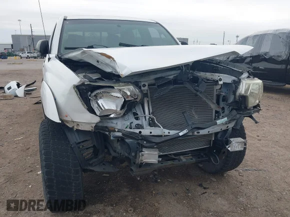 ✅ 2012 Toyota Tacoma PreRunner • VIN: 5TFJX4GN1CX008323 • Lot: 44204500. Wystawiony na IAAI z przebiegiem 231 289 mil. Bezpłatny archiwum sprzedaży aukcyjnych z USA i szczegółowy raport historii pojazdu na DreamBid. Zdjęcie 6.