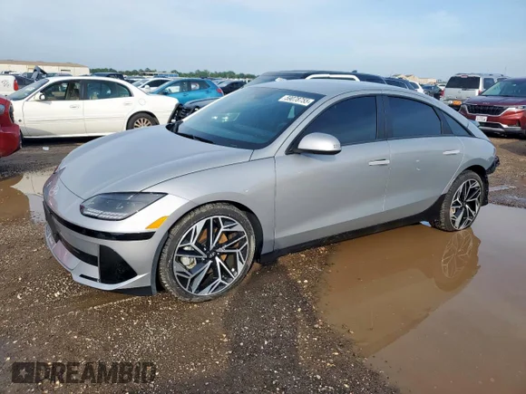 ✅ 2024 Hyundai Ioniq 6 SEL • VIN: KMHM34ACXRA076840 • Lot: 59078755. Wystawiony na Copart z przebiegiem 5 833 mil. Bezpłatny archiwum sprzedaży aukcyjnych z USA i szczegółowy raport historii pojazdu na DreamBid. Zdjęcie 1.