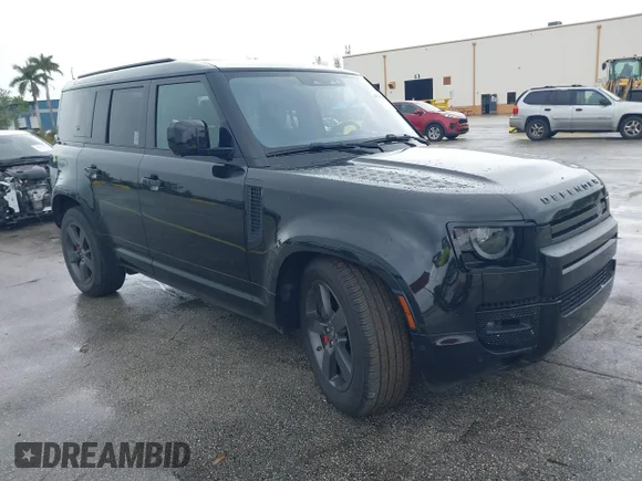 ✅ 2020 Land Rover Defender SE • VIN: SALEP7EU9L2019735 • Lot: 44700428. Wystawiony na IAAI z przebiegiem 84 581 mil. Bezpłatny archiwum sprzedaży aukcyjnych z USA i szczegółowy raport historii pojazdu na DreamBid. Zdjęcie 1.