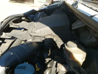 ✅ 2016 Mercedes-Benz Sprinter Cargo • VIN: WD3PE8DD6GP363863 • Lot: 43648515. Wystawiony na IAAI z przebiegiem 361 973 mil. Bezpłatny archiwum sprzedaży aukcyjnych z USA i szczegółowy raport historii pojazdu na DreamBid. Zdjęcie 19.