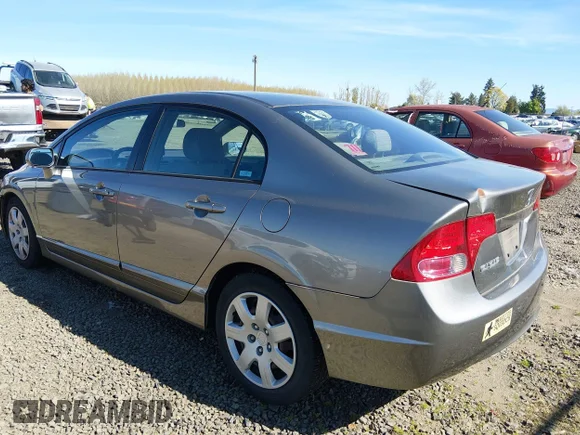 ✅ 2006 Honda Civic LX • VIN: 1HGFA16516L141944 • Lot: 44790150. Wystawiony na IAAI z przebiegiem 118 291 mil. Bezpłatny archiwum sprzedaży aukcyjnych z USA i szczegółowy raport historii pojazdu na DreamBid. Zdjęcie 3.