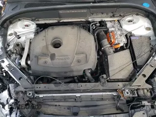 ✅ 2022 Volvo XC60 Inscription • VIN: YV4H60DL5N1064197 • Lot: 44793995. Listed on Copart with 8,632 mi. Free auction sales archive from the USA and detailed vehicle history report at DreamBid. Image 13.