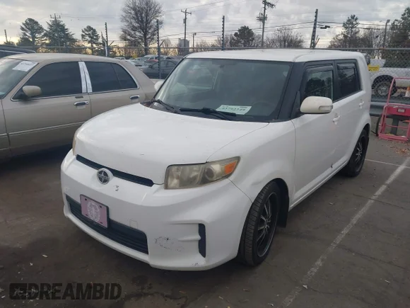 ✅ 2011 Scion xB • VIN: JTLZE4FE0B1131224 • Лот: 43792249. Опубліковано раніше на IAAI з пробігом 335 120 миль. Безкоштовний доступ до архіву аукціонних продажів зі США та докладний звіт про історію автомобіля на DreamBid. Зображення 2.