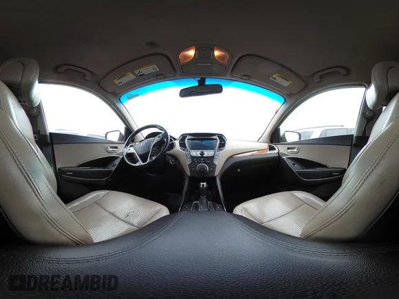 ✅ 2014 Hyundai Santa Fe • VIN: 5XYZU3LA2EG228410 • Lot: 44985498. Wystawiony na IAAI z przebiegiem 133 647 mil. Bezpłatny archiwum sprzedaży aukcyjnych z USA i szczegółowy raport historii pojazdu na DreamBid. Zdjęcie 18.