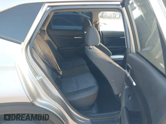 ✅ 2022 Kia Seltos LX • VIN: KNDEPCAA0N7289213 • Lot: 40702507. Wystawiony na IAAI z przebiegiem 87 193 mil. Bezpłatny archiwum sprzedaży aukcyjnych z USA i szczegółowy raport historii pojazdu na DreamBid. Zdjęcie 8.