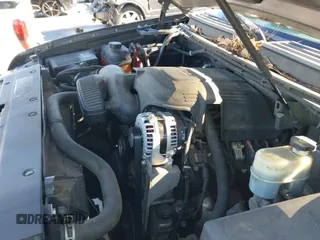 ✅ 2010 Chevrolet Suburban LS • VIN: 1GNUCHE07AR125498 • Lot: 41427576. Listed on IAAI with 266,150 mi. Free auction sales archive from the USA and detailed vehicle history report at DreamBid. Image 19.