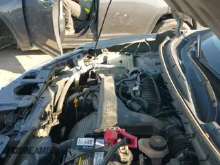 ✅ 2019 Nissan Rogue SL • VIN: 5N1AT2MV5KC762055 • Lot: 43363314. Listed on IAAI with 28,562 mi. Free auction sales archive from the USA and detailed vehicle history report at DreamBid. Image 19.