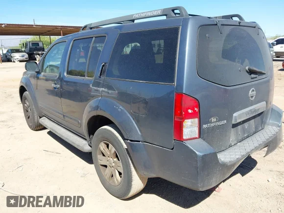 ✅ 2006 Nissan Pathfinder LE • VIN: 5N1AR18W16C623638 • Lot: 44645958. Wystawiony na IAAI z przebiegiem 253 646 mil. Bezpłatny archiwum sprzedaży aukcyjnych z USA i szczegółowy raport historii pojazdu na DreamBid. Zdjęcie 3.