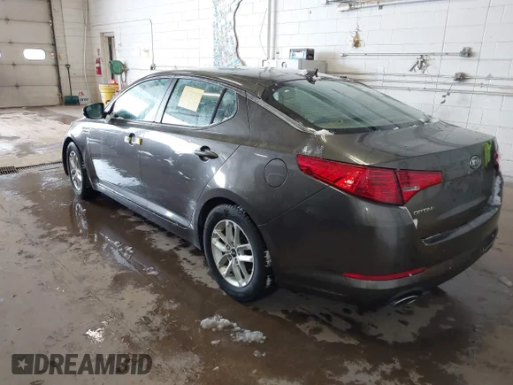 ✅ 2011 Kia Optima LX • VIN: KNAGM4A75B5070456 • Лот: 44215771. Опубликован ранее на IAAI с пробегом Не указан. Бесплатный доступ к архиву аукционных продаж из США и подробный отчёт об истории автомобиля на DreamBid. Изображение 3.