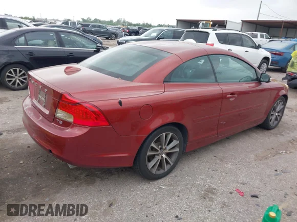 ✅ 2011 Volvo C70 • VIN: YV1672MC2BJ120945 • Lot: 41955276. Listed on IAAI with 123,134 mi. Free auction sales archive from the USA and detailed vehicle history report at DreamBid. Image 4.