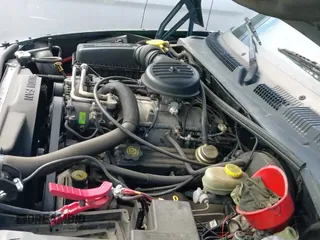 1997 Dodge Dakota z VIN 1B7GL23YXVS253793, wystawiony jako IAAI lot #43225760 z przebiegiem 351 958 mil mil oraz . Historia ofert i sprzedaży dostępna na DreamBid. Obrazek 12.