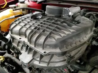 ✅ 2013 Dodge Avenger SXT • VIN: 1C3CDZCG2DN742587 • Лот: 85691924. Опубликован ранее на Copart с пробегом 139 040 миль. Бесплатный доступ к архиву аукционных продаж из США и подробный отчёт об истории автомобиля на DreamBid. Изображение 14.