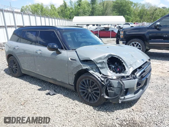 2016 MINI Clubman