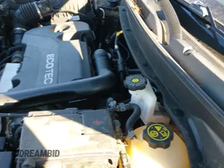 ✅ 2020 Chevrolet Equinox LS • VIN: 2GNAXHEV6L6240997 • Lot: 43571030. Wystawiony na IAAI z przebiegiem 102 658 mil. Bezpłatny archiwum sprzedaży aukcyjnych z USA i szczegółowy raport historii pojazdu na DreamBid. Zdjęcie 20.