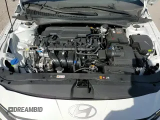 ✅ 2025 Hyundai Elantra SE • VIN: KMHLL4DG9SU052835 • Lot: 86490085. Listed on Copart with 3,049 mi. Free auction sales archive from the USA and detailed vehicle history report at DreamBid. Image 14.