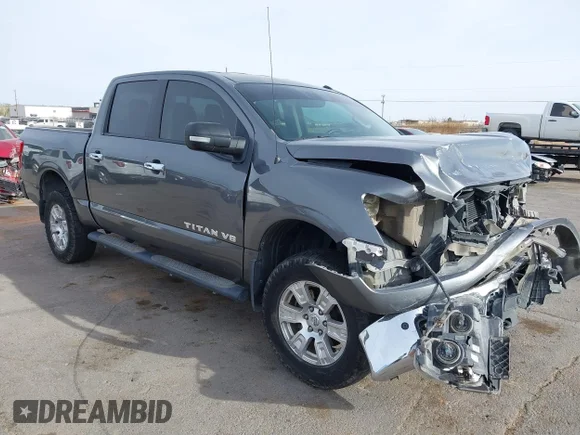 ✅ 2019 Nissan Titan SL • VIN: 1N6AA1E51KN533246 • Lot: 41870753. Wystawiony na IAAI z przebiegiem 62 056 mil. Bezpłatny archiwum sprzedaży aukcyjnych z USA i szczegółowy raport historii pojazdu na DreamBid. Zdjęcie 1.