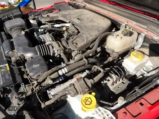 ✅ 2019 Jeep Wrangler Unlimited Sport S • VIN: 1C4HJXDG4KW579042 • Lot: 72081575. Listed on Copart with 40,108 mi. Free auction sales archive from the USA and detailed vehicle history report at DreamBid. Image 16.