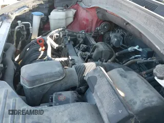 2018 Hyundai Santa Fe 2.4L z VIN 5XYZT3LB2JG541804, wystawiony jako IAAI lot #43416218 z przebiegiem 117 278 mil mil oraz . Historia ofert i sprzedaży dostępna na DreamBid. Obrazek 19.